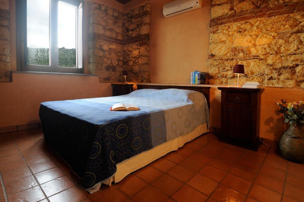 Residence Casa Torretta Gioiosa Marea Værelse billede