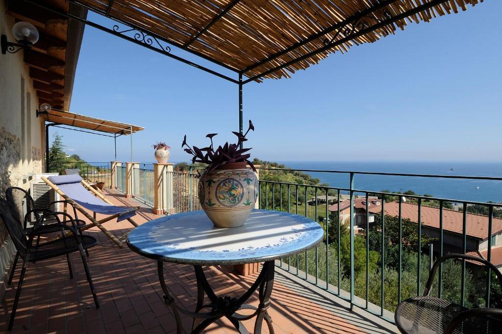 Residence Casa Torretta Gioiosa Marea Værelse billede
