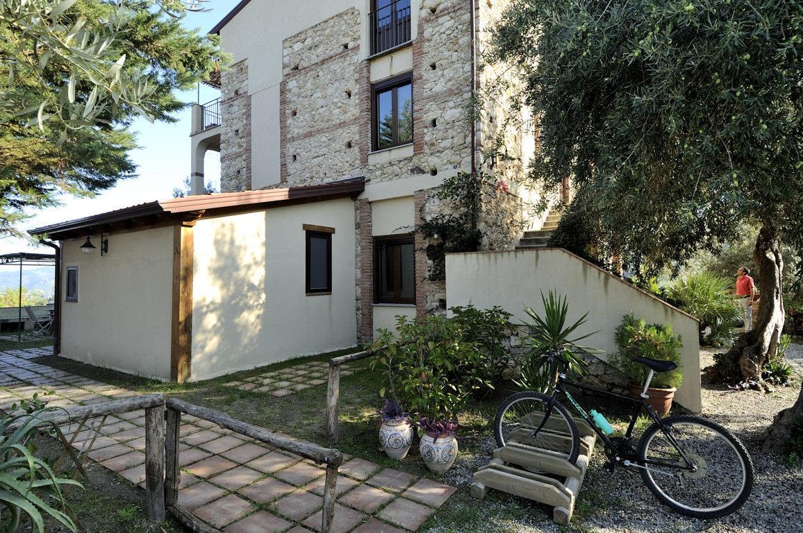 Residence Casa Torretta Gioiosa Marea Eksteriør billede