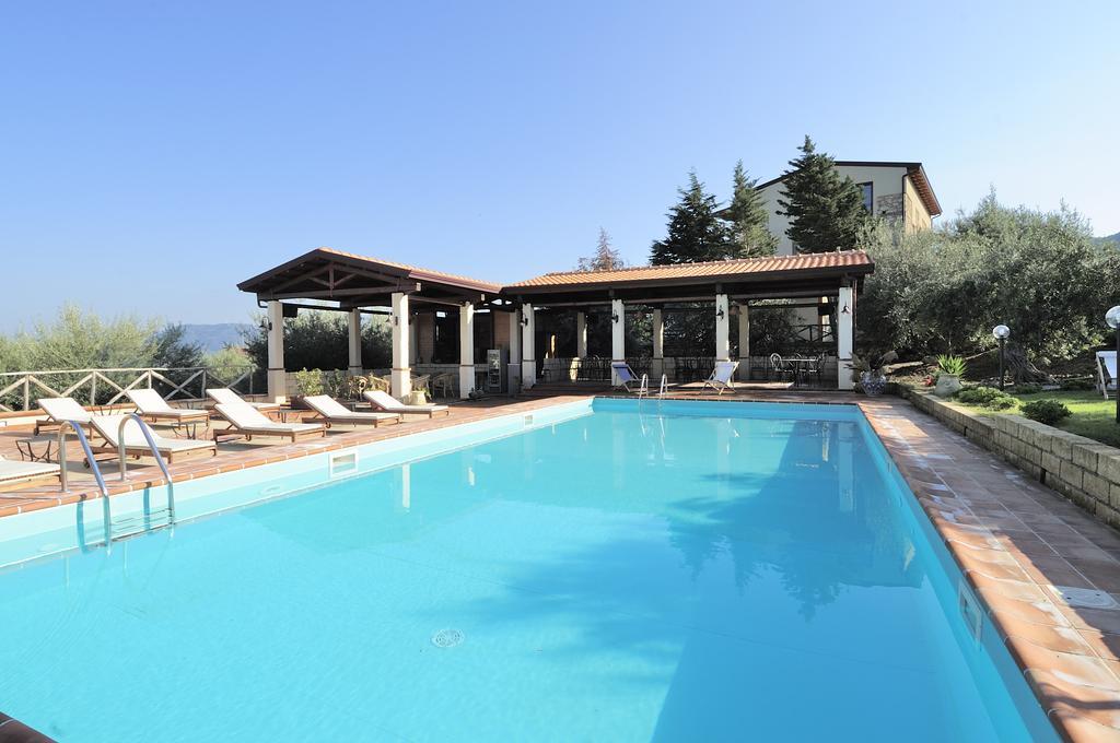 Residence Casa Torretta Gioiosa Marea Eksteriør billede